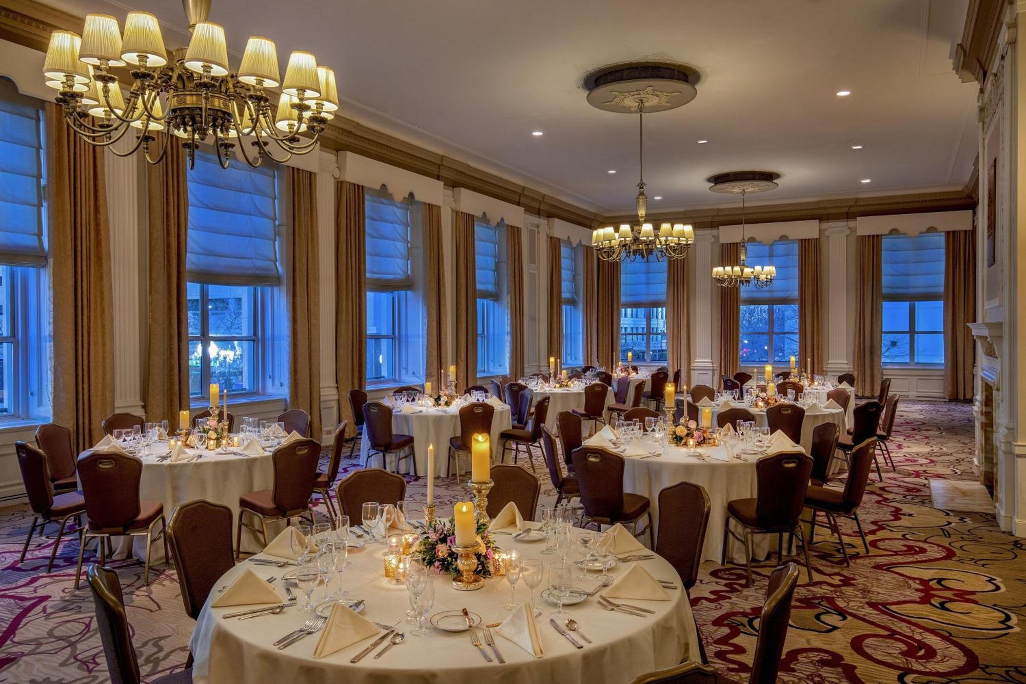 Отель Peoria Marriott Pere Marquette Экстерьер фото