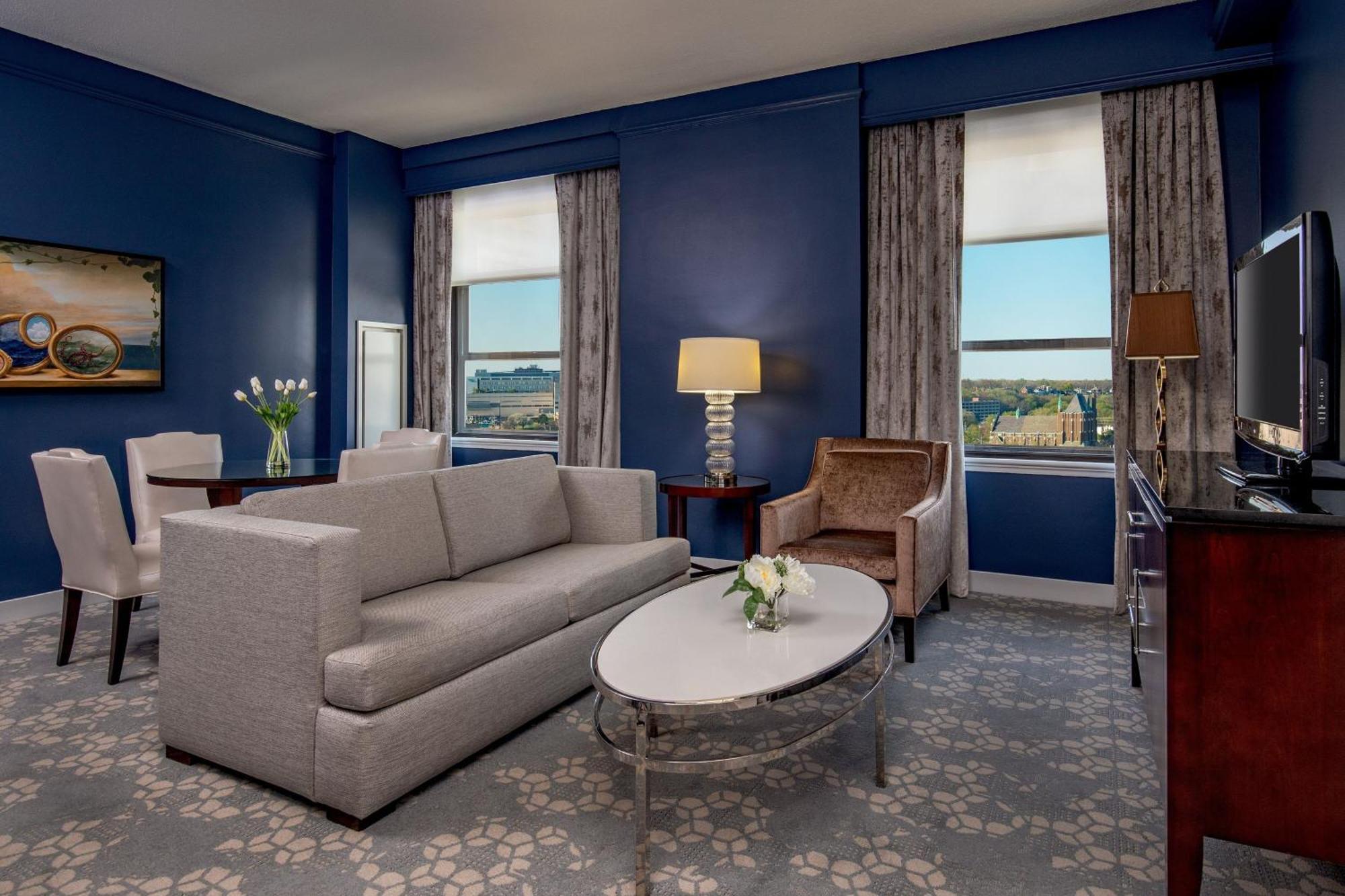 Отель Peoria Marriott Pere Marquette Экстерьер фото