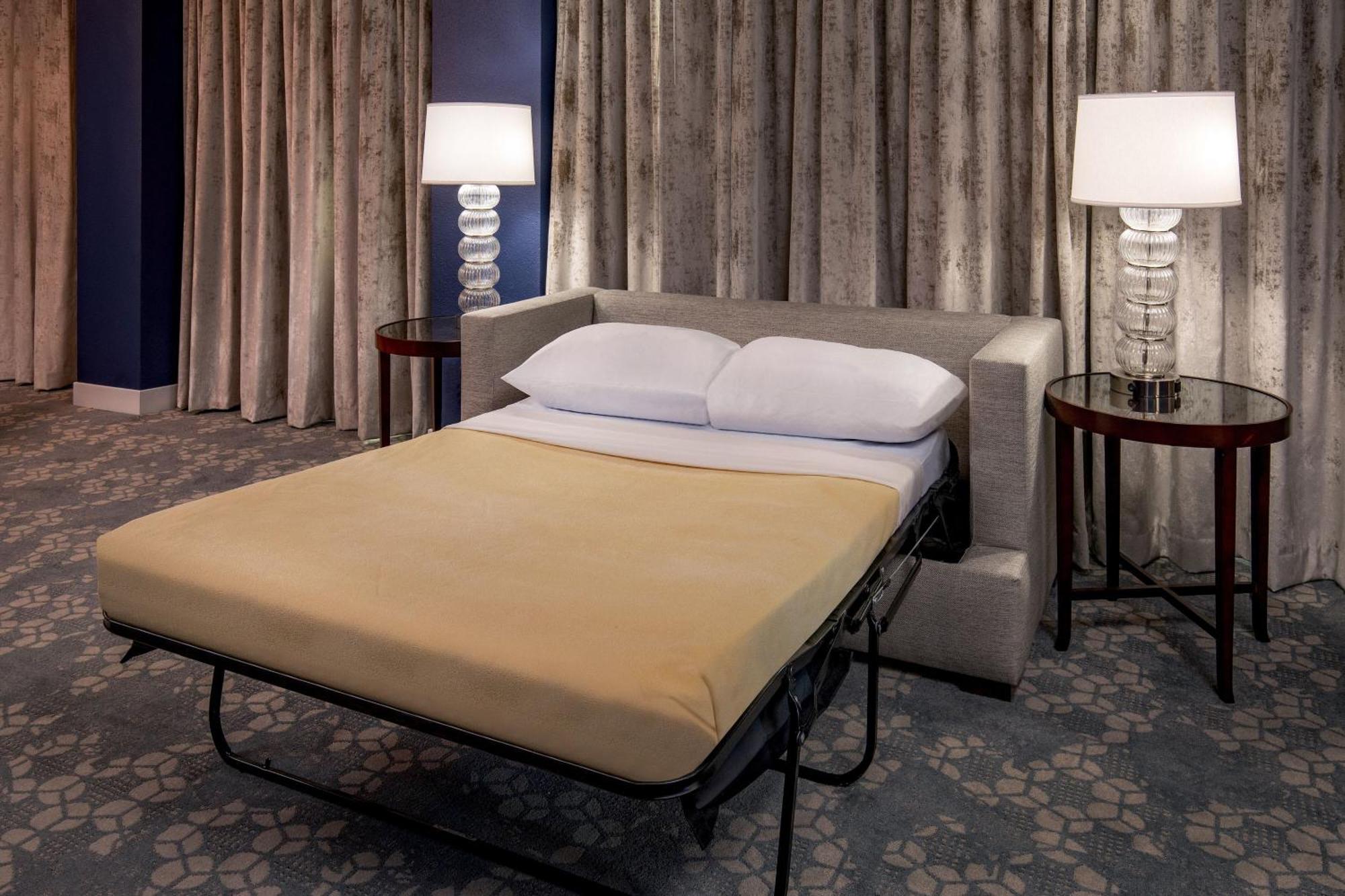 Отель Peoria Marriott Pere Marquette Экстерьер фото