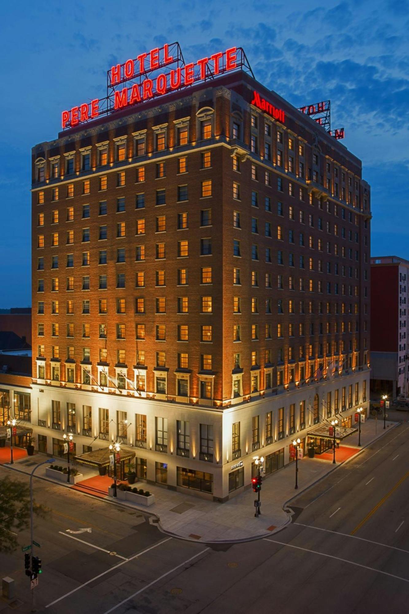 Отель Peoria Marriott Pere Marquette Экстерьер фото
